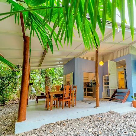 Casa Theia - Comfort Cabin, Caribbean Jungle Beach Villa Puerto Viejo de Talamanca ภายนอก รูปภาพ