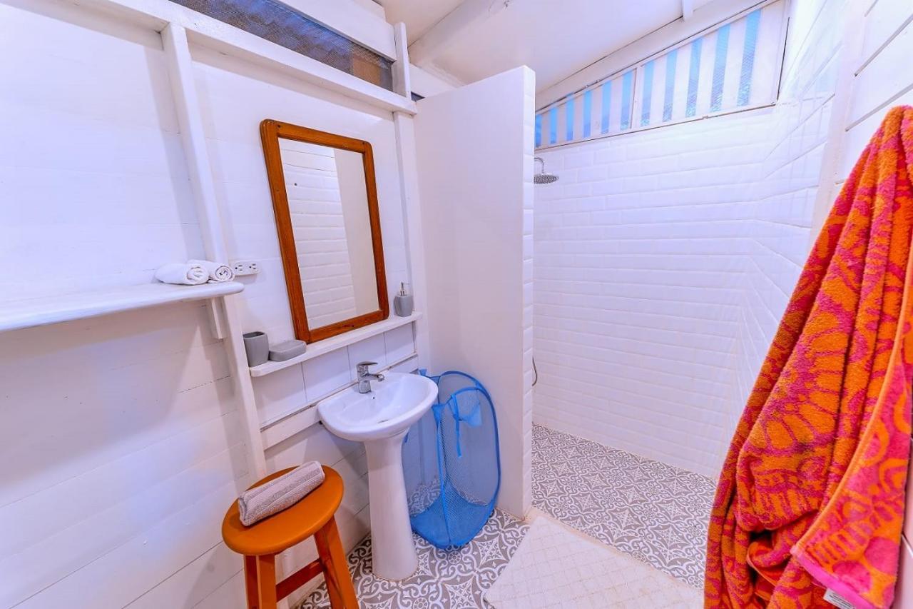 Casa Theia - Comfort Cabin, Caribbean Jungle Beach Villa Puerto Viejo de Talamanca ภายนอก รูปภาพ